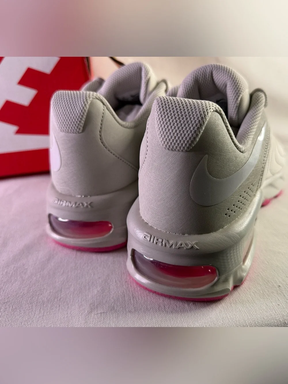 Nike Women’s 10 Air Max Fire Phantom Hyper Pink- light bone New